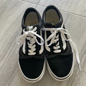 Vans Oldskool shoes